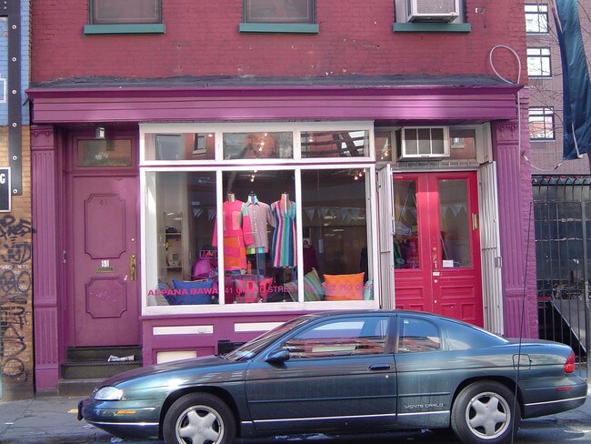 Store Front - 41 Grand St