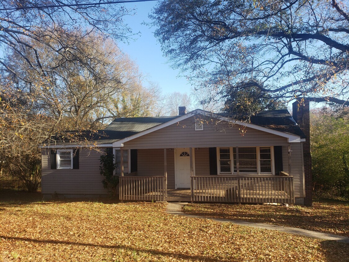 26 E Gantt St, Greenville, SC 29605 House Rental in Greenville, SC