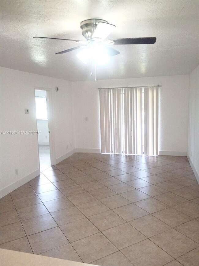 Foto del edificio - 1608 University Ln