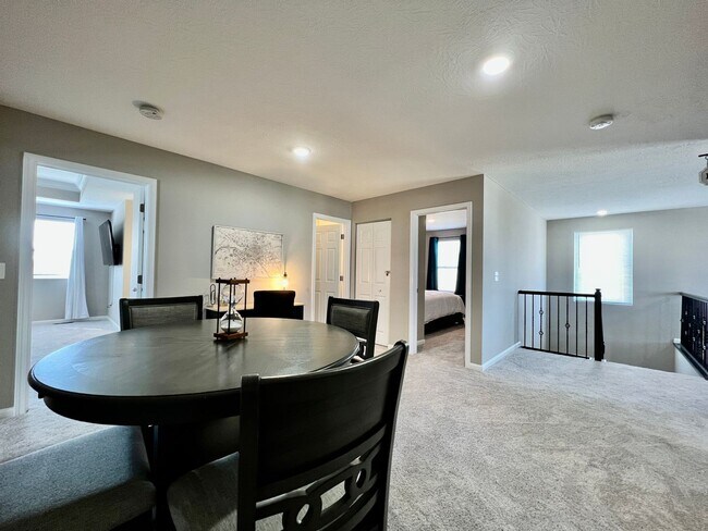 Foto del edificio - Brand new Executive home in Liberty Twp, Ohio