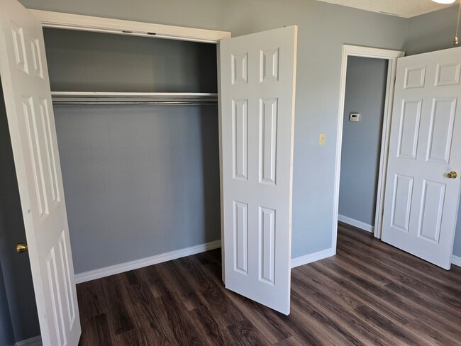 Building Photo - 1414 E O St