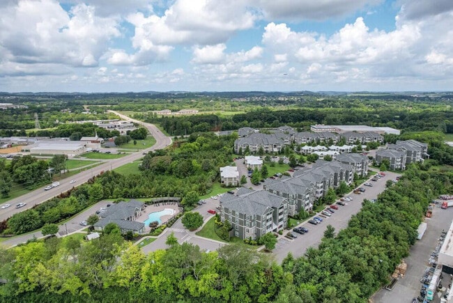 Building Photo - Ridge at Hamilton Crossing