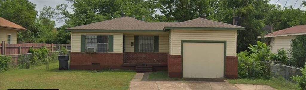 Primary Photo - 2442 Glenfield Ave