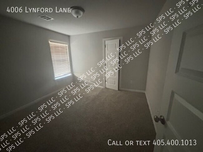 Building Photo - 4006 Lynford Ln