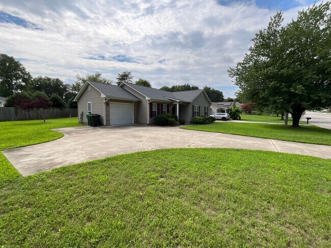 Photo - Ready to View! Updated 3/2 Home High Point...