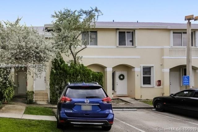 Primary Photo - 21300 NE 8th Ct