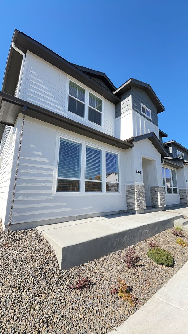Foto del interior - Roe Street Townhomes