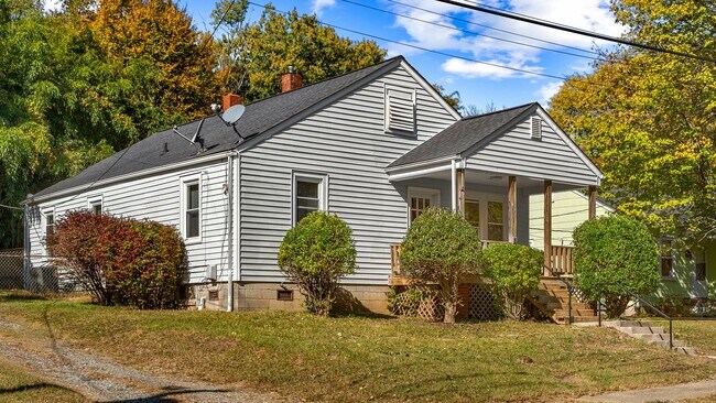 Building Photo - 1540 McCormick St