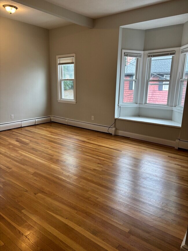 Foto del edificio - 14 School St