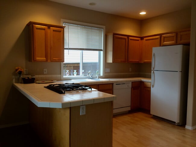 Building Photo - 4792 SW 172nd Ave