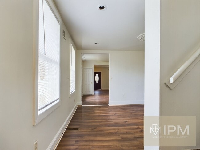 Foto del edificio - Spacious 4 Bedroom, 1 Bath Home in York, Pa!