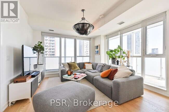 Building Photo - 34 Tubman Ave