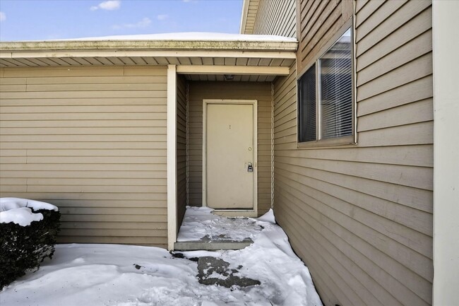 Building Photo - 2755-2761 Scarlet Oak