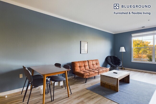 Foto del edificio - 3901 Lick Mill Blvd