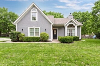 Building Photo - 1216 E Sheridan Bridge Ln