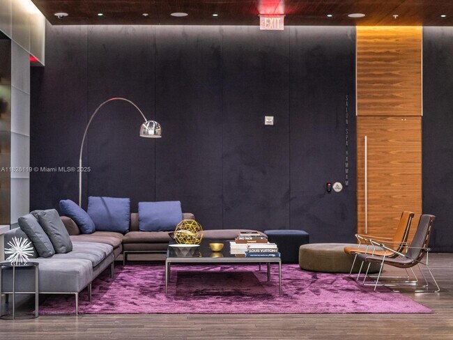 Foto del edificio - 88 SW 7th St