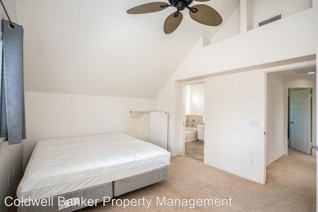 Building Photo - 3 br, 2.5 bath House - 17 Kuinehe Pl. - Co...