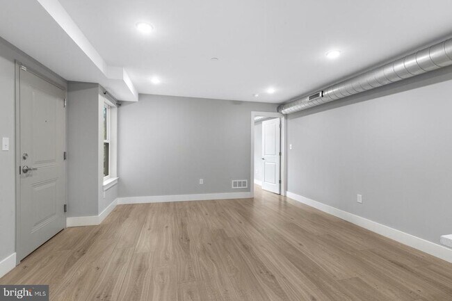 Building Photo - 1724 N Marshall St