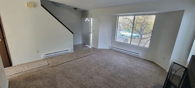 Foto del edificio - 622 91st Ave SE