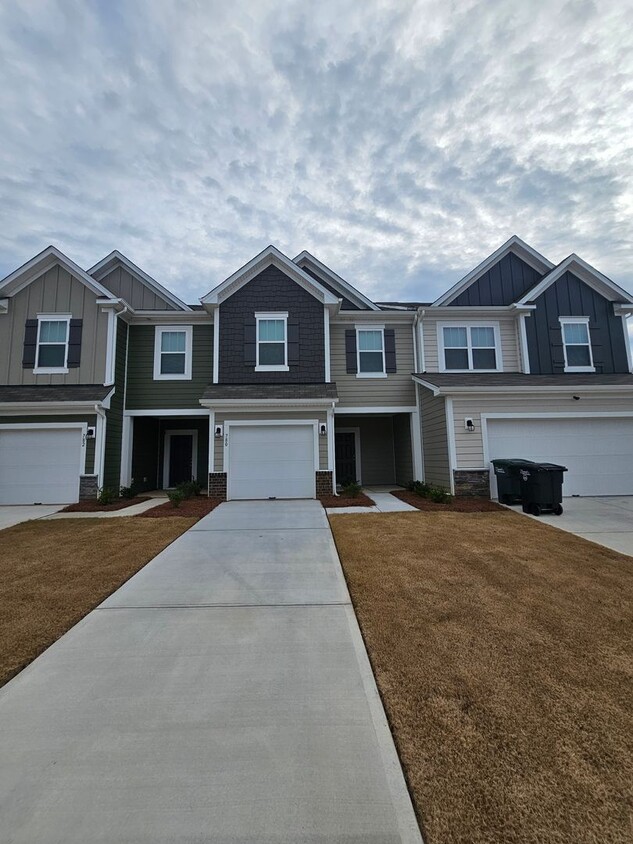 Primary Photo - Brand New Townhome in great Concord community