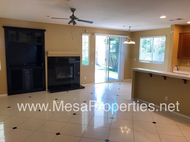 Building Photo - 18261 Laguna Pl