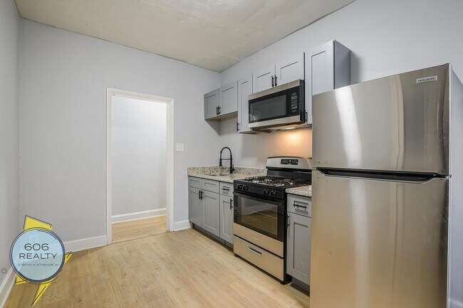Foto del edificio - 5250 S Drexel Ave