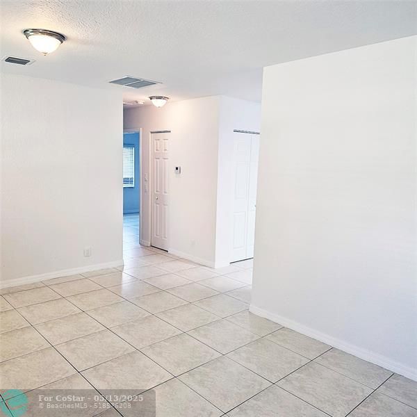 Foto del edificio - 24 SW 6th St