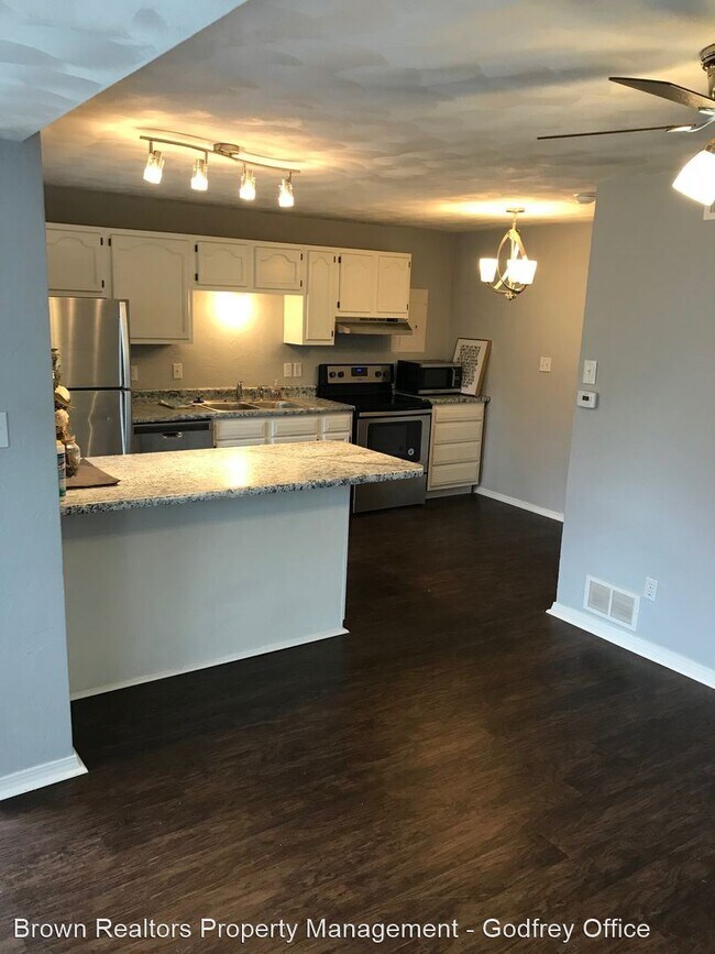 Foto del edificio - 1 br, 1 bath House - 33 W Guy Ave