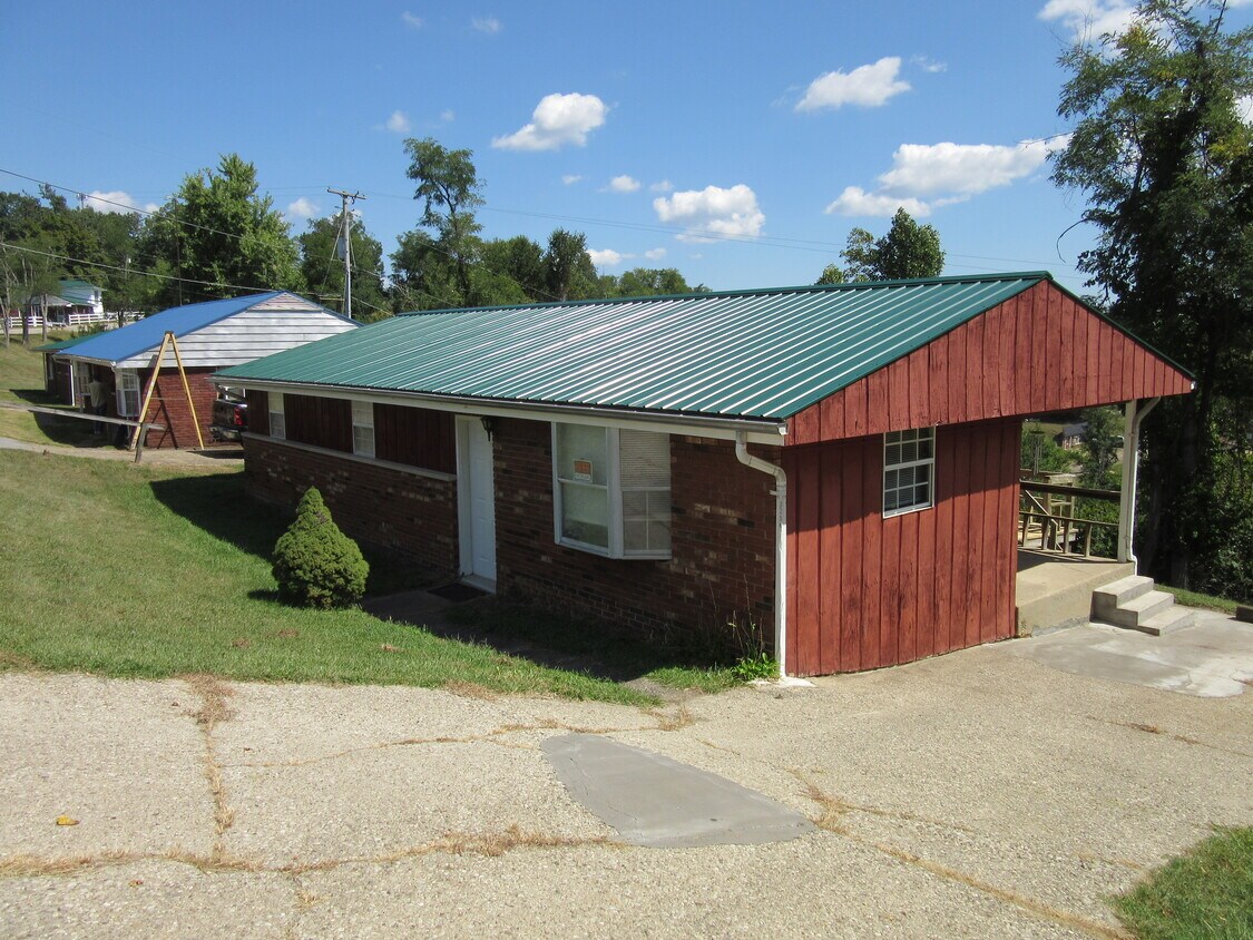 Primary Photo - 3264 Mccoy Rd