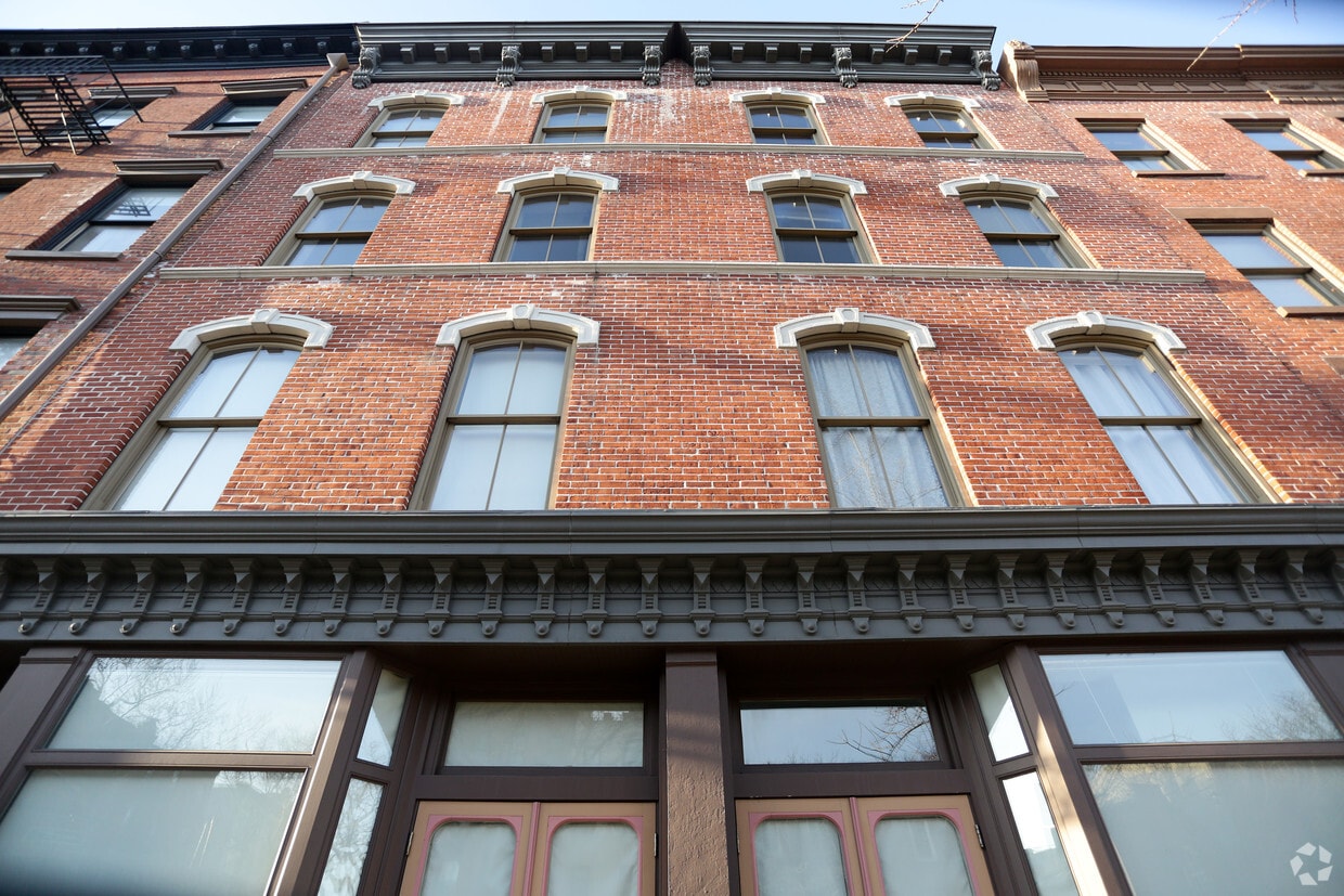 Building Photo - 104 Atlantic Ave