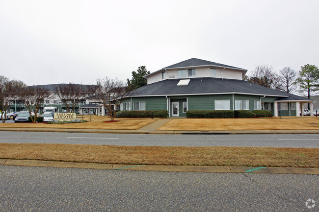 Building Photo - Eastdale Estates