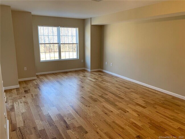 Foto del edificio - 27 Tridell Dr