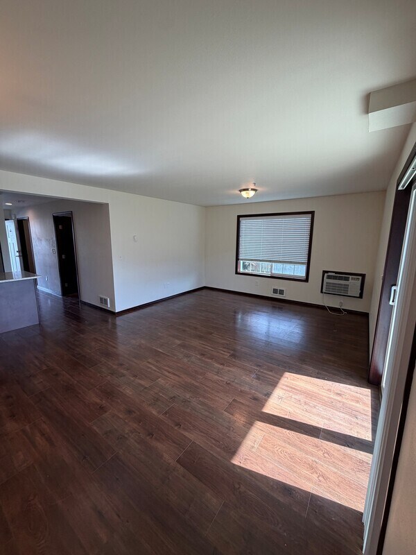 Foto del edificio - 2041 Andress Ln