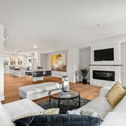 Sala de estar/chimenea - 1919 Ford St