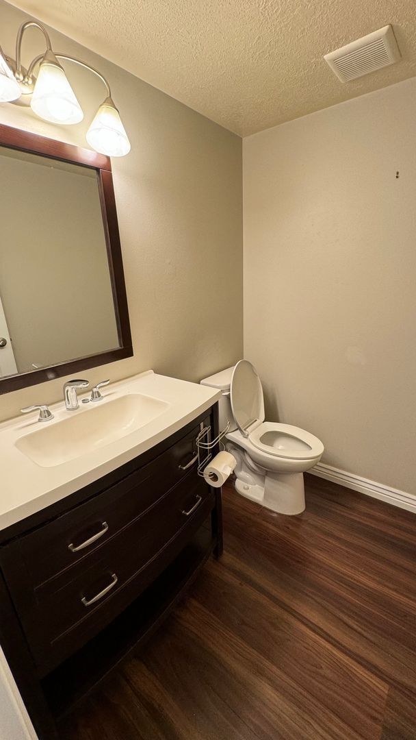 Photo - Beautiful town home in Centerville! 3 bedroom 1.5 bathroom