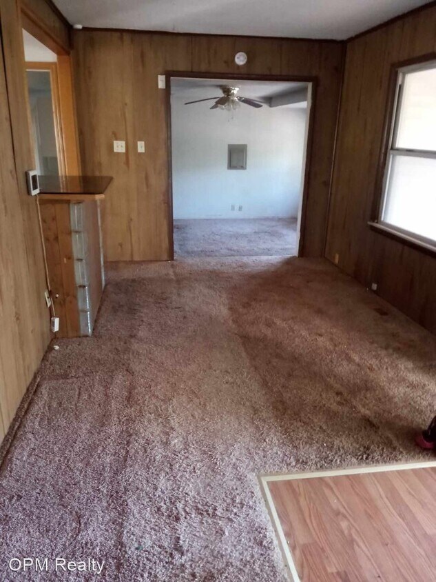 Building Photo - 2 br, 1 bath House - 4116 Laverne St
