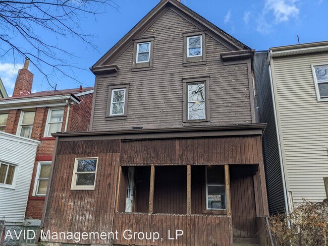Building Photo - 4 br, 1 bath House - 3813 Bonaventure Way