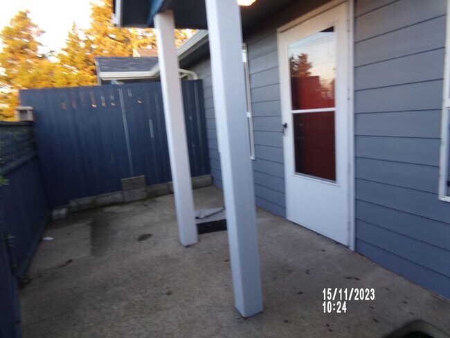 Building Photo - 1030 Mt Olympus Ave SE