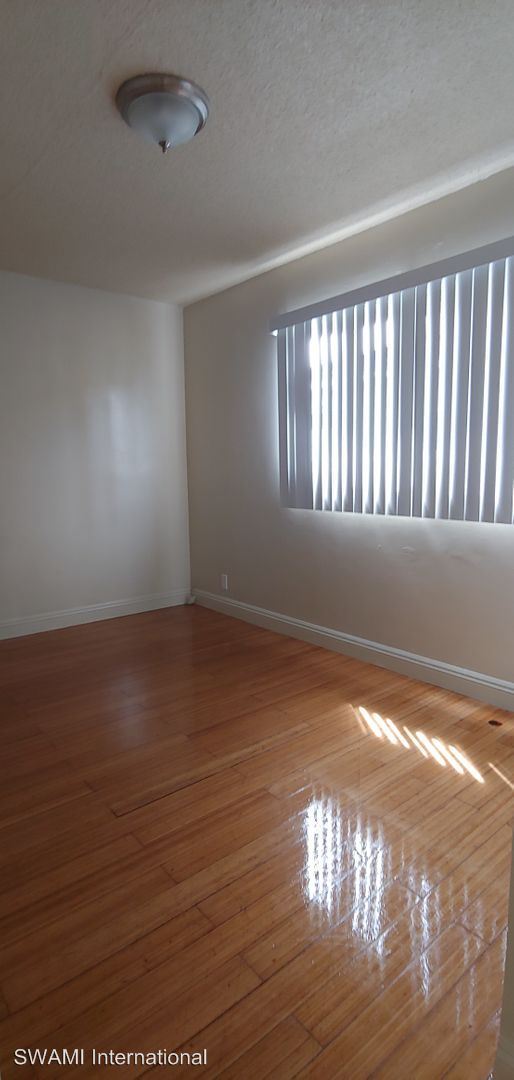 Foto del edificio - 13218 Vermont Ave
