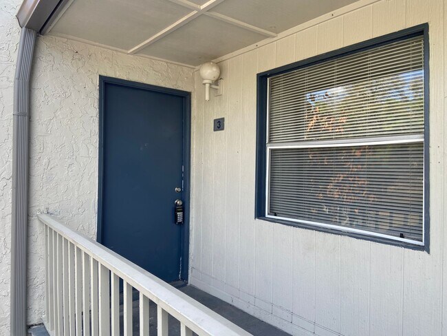 Foto del edificio - Conveniently Located 1 Bedroom, 1 Bath Apartment Near Downtown Orlando!