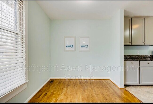 Building Photo - 5125 Manorwood Ct