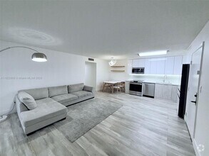 Building Photo - 9352 S Belfort Cir