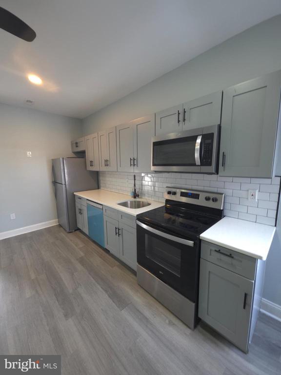 Foto del edificio - 1133 W Somerset St