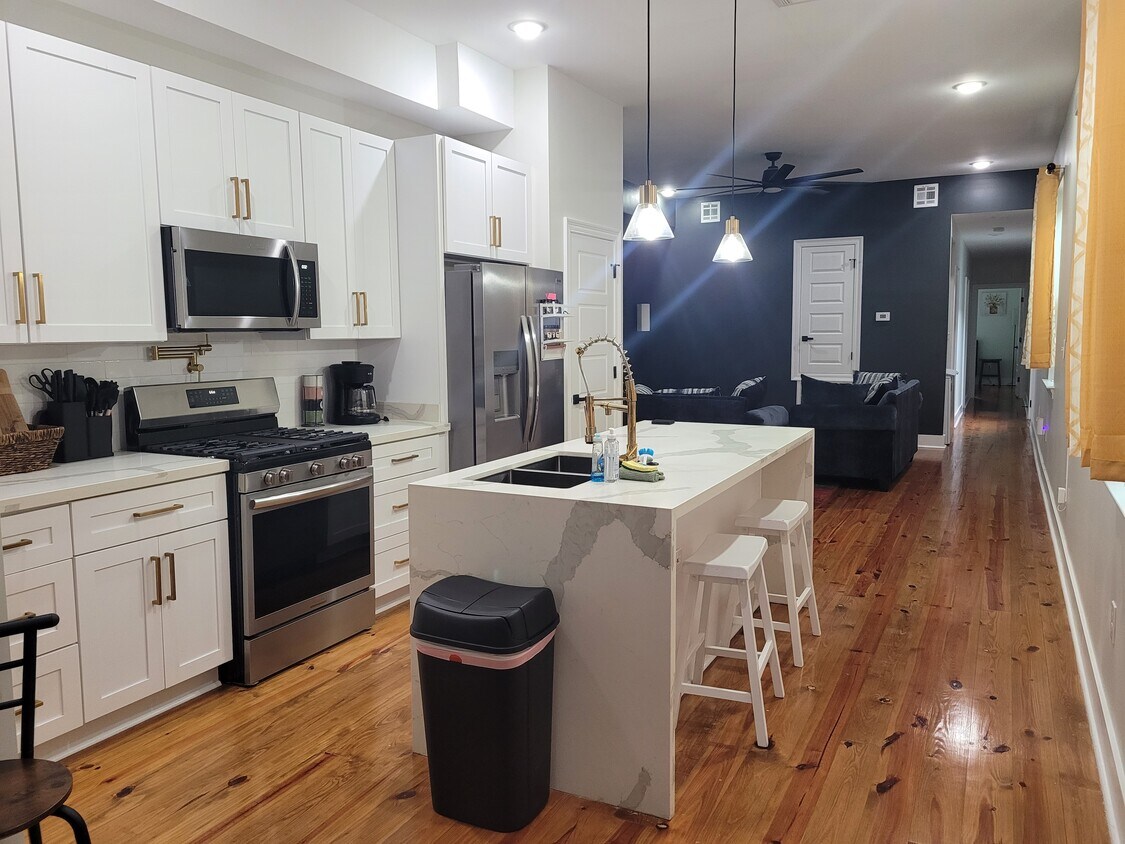 cocina - 2821 Dryades St