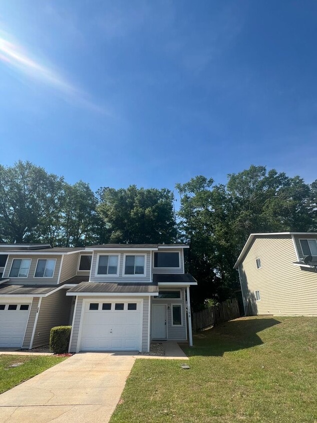 156 Woodfield Pl, Enterprise, AL 36330 Townhome Rentals in Enterprise