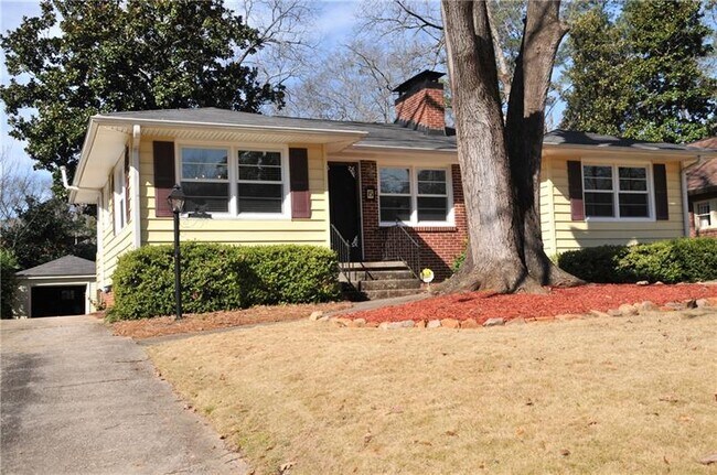 Foto del edificio - 15 Dartmouth Ave