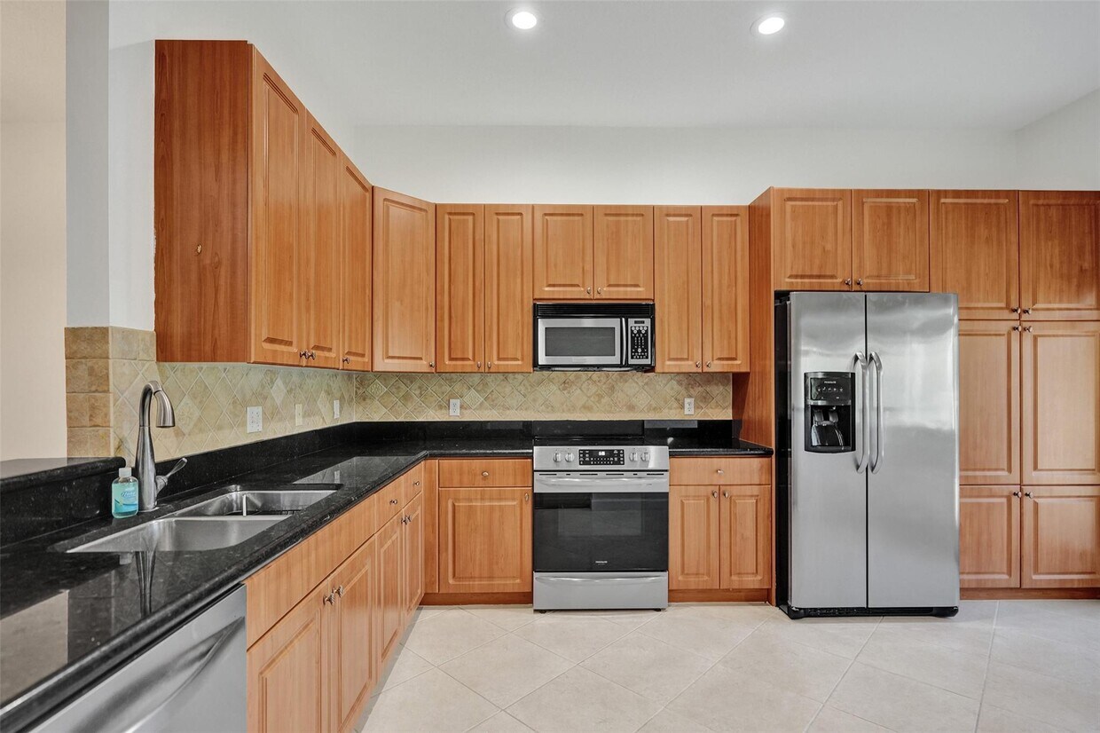 Foto principal - 2724 Treasure Cove Cir