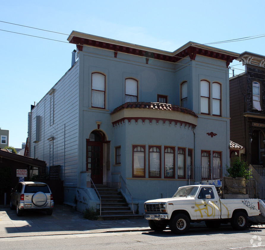 Building Photo - 1141 S Van Ness Ave