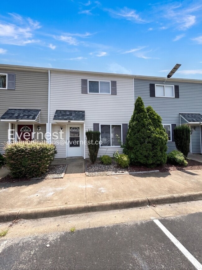 Building Photo - 161 Jenness Ln