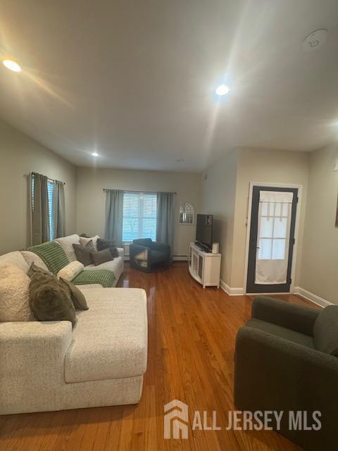 Building Photo - 354 Cliff Rd